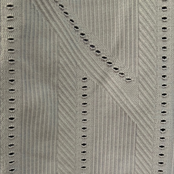 Stylish Blue Sleeveless Top - Picture 4 of 9